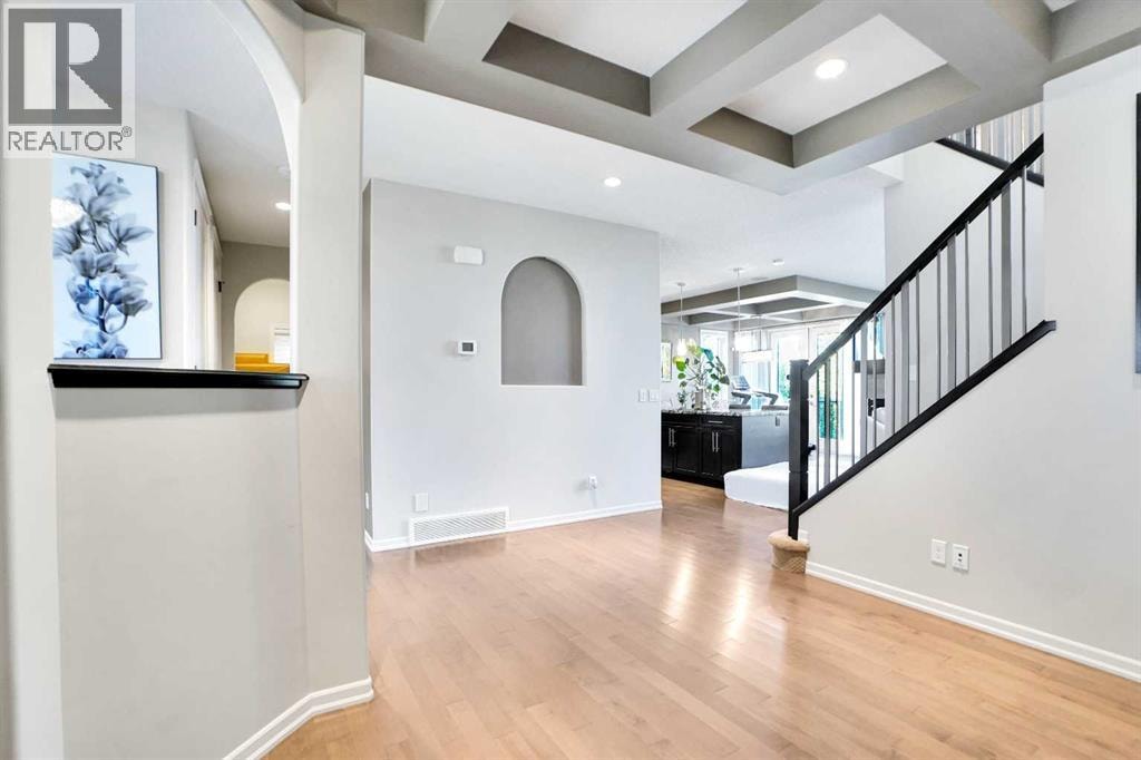 60 Cranarch Rise SE — photo 8