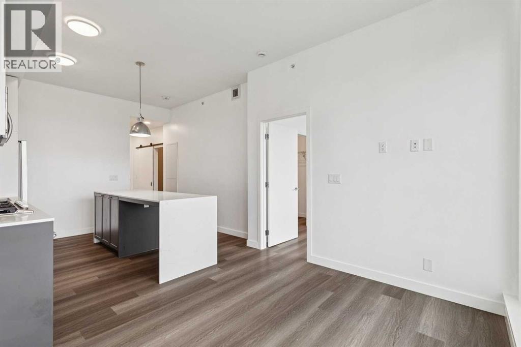 903, 327 9A Street NW — photo 16