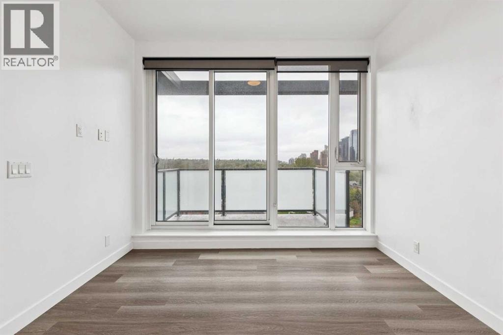 903, 327 9A Street NW — photo 12