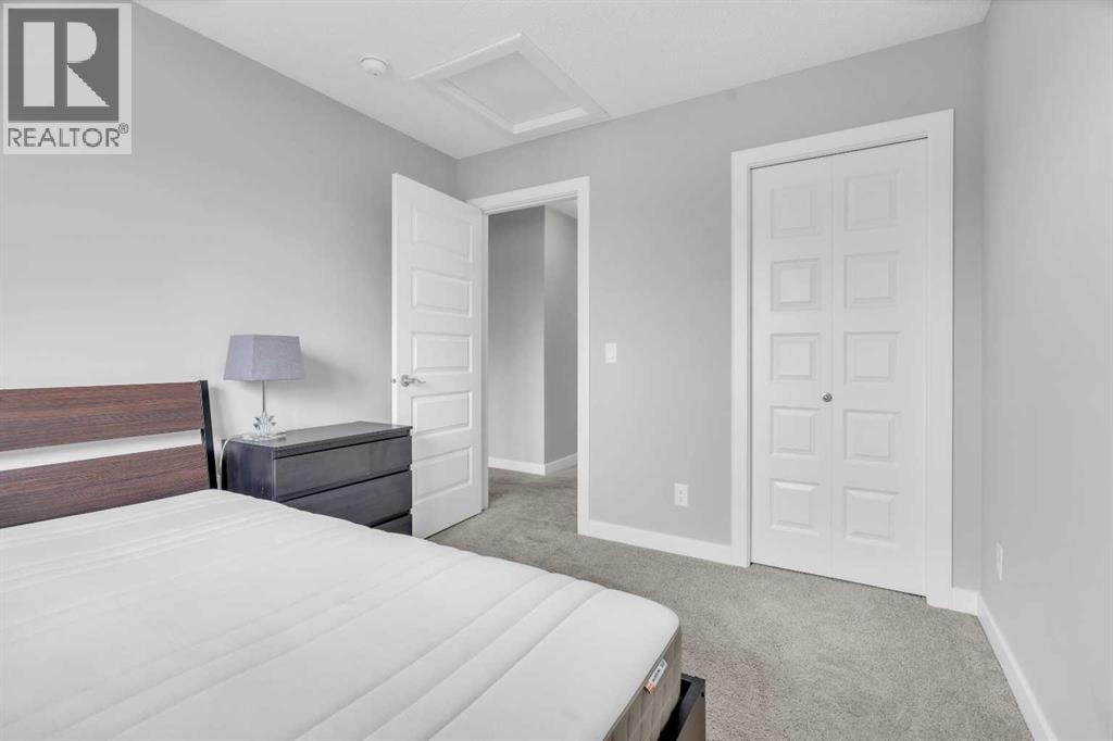 52 Red Embers Manor NE — photo 18