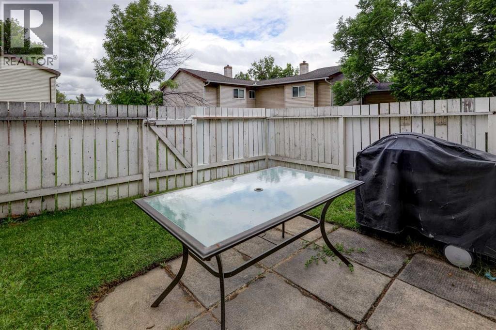 33, 64 Whitnel Court NE — photo 25