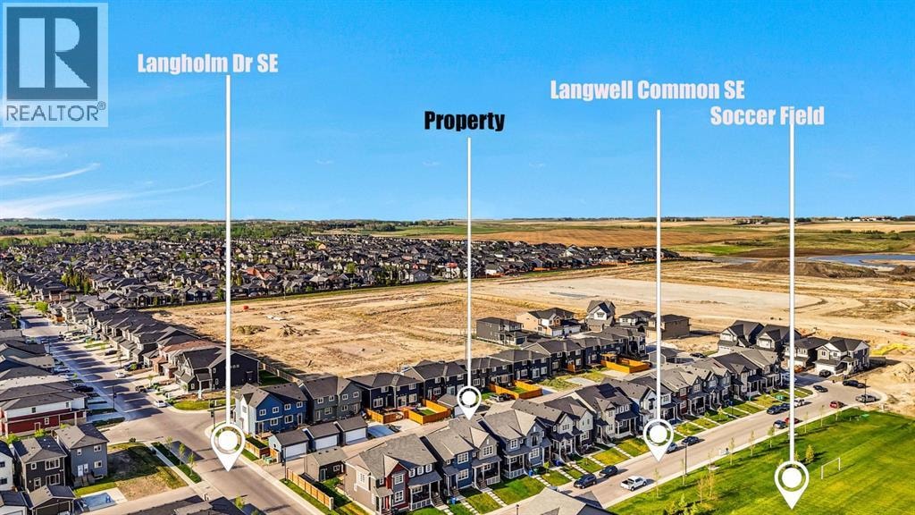 112 Langwell Common SE — photo 33