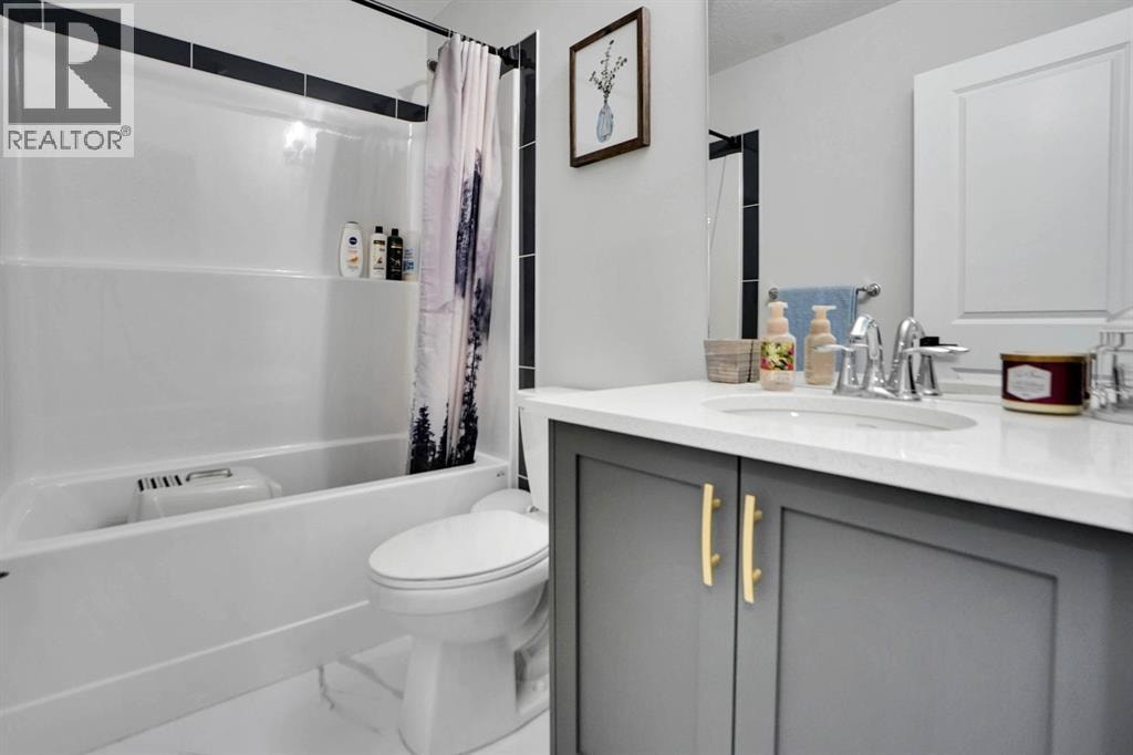 112 Langwell Common SE — photo 20