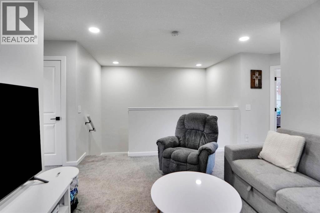 112 Langwell Common SE — photo 19