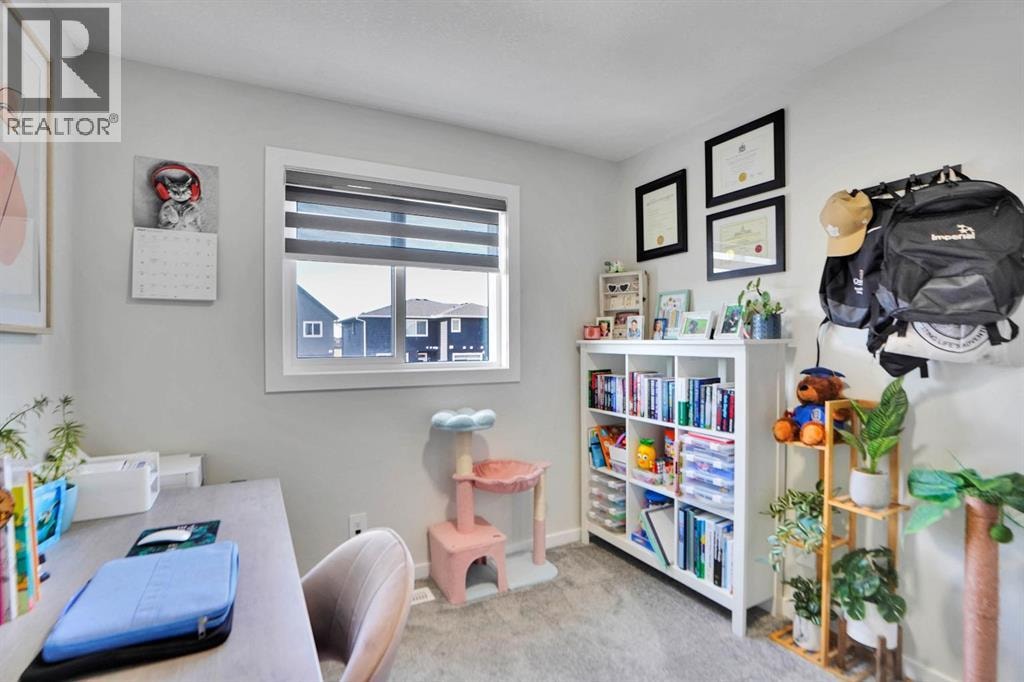 112 Langwell Common SE — photo 15