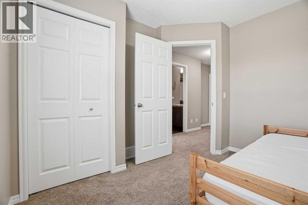267 Skyview Springs Gardens NE — photo 27