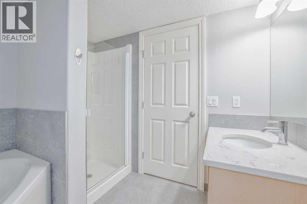 213, 1631 28 Avenue SW — photo 16