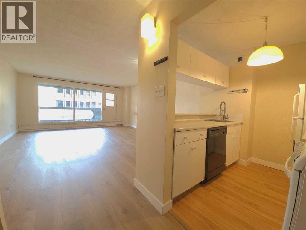 504, 221 6 Avenue SE — photo 12