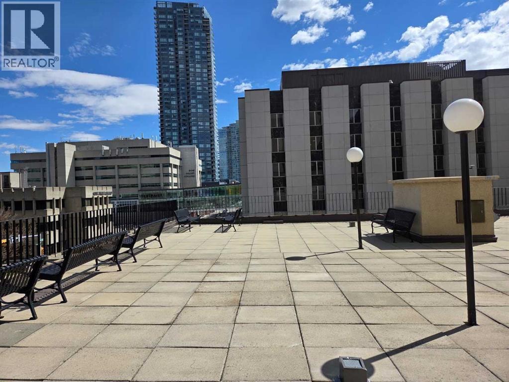 504, 221 6 Avenue SE — photo 26