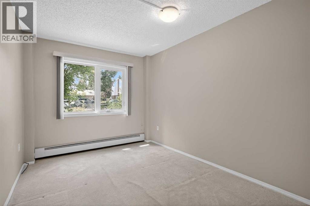 135, 820 89 Avenue SW — photo 24