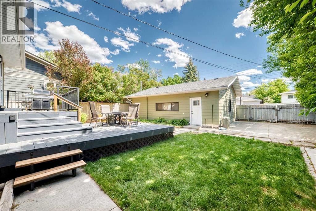 170 Lake Sylvan Close SE — photo 44