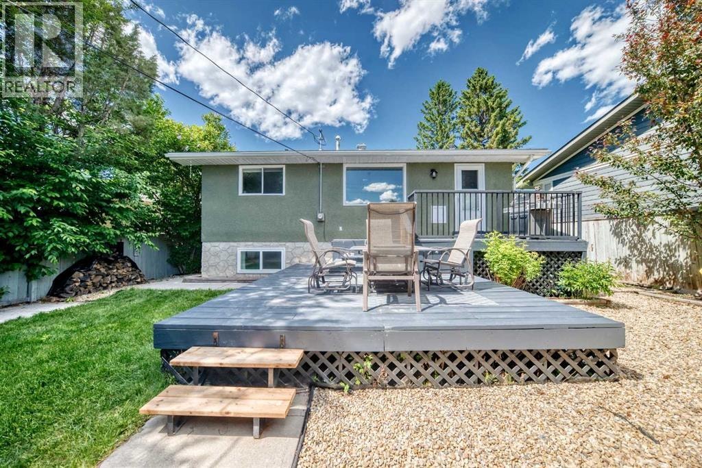 170 Lake Sylvan Close SE — photo 47