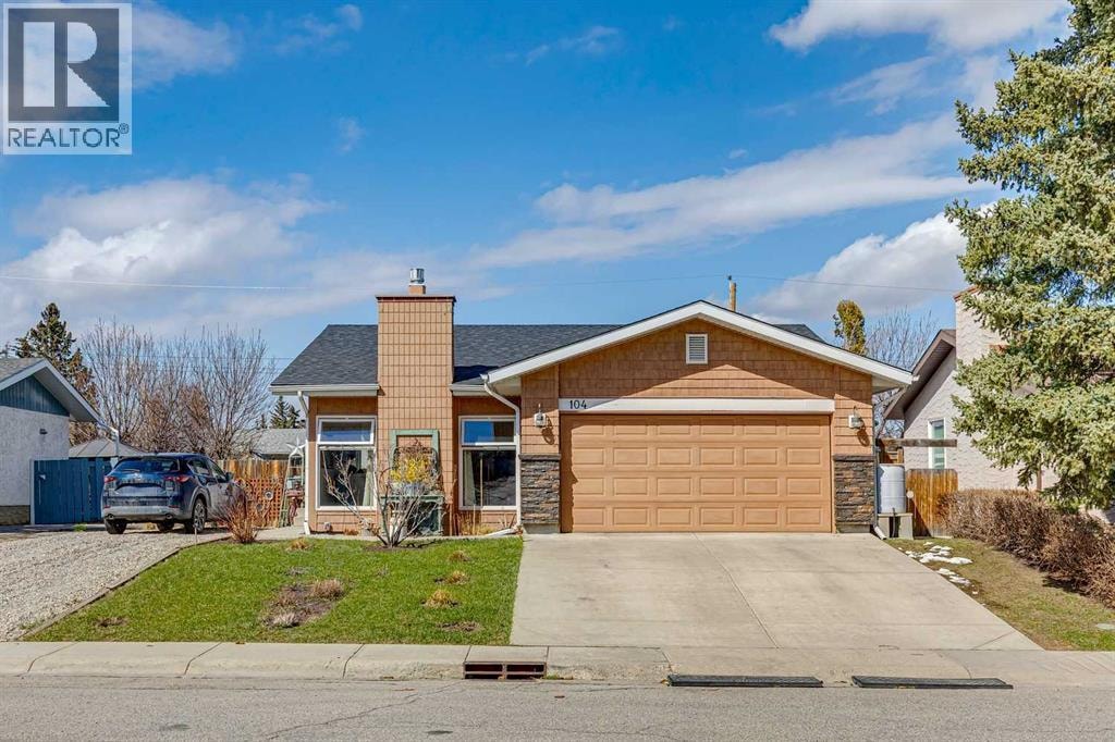 104 Cedarpark Drive SW — photo 2
