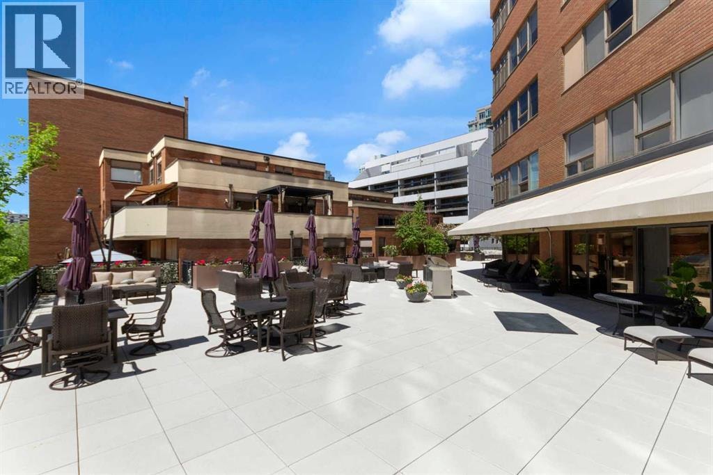 1930, 720 13 Avenue SW — photo 33