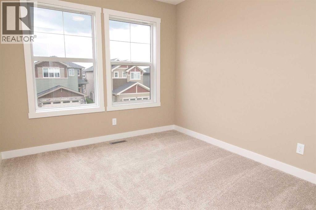 115 Sundown Crescent — photo 15