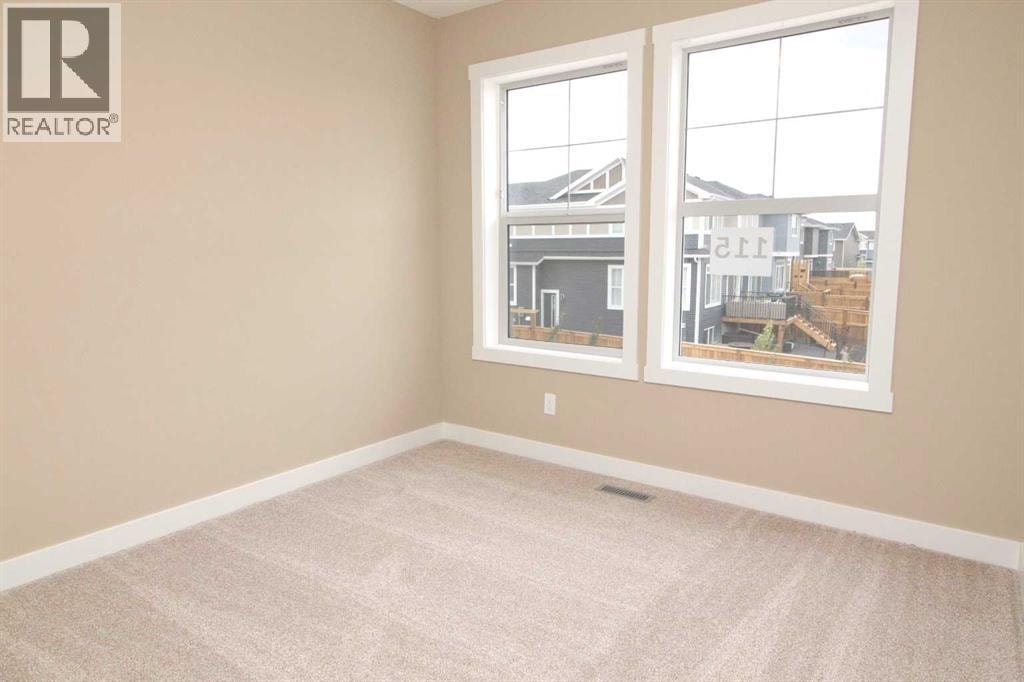 115 Sundown Crescent — photo 16