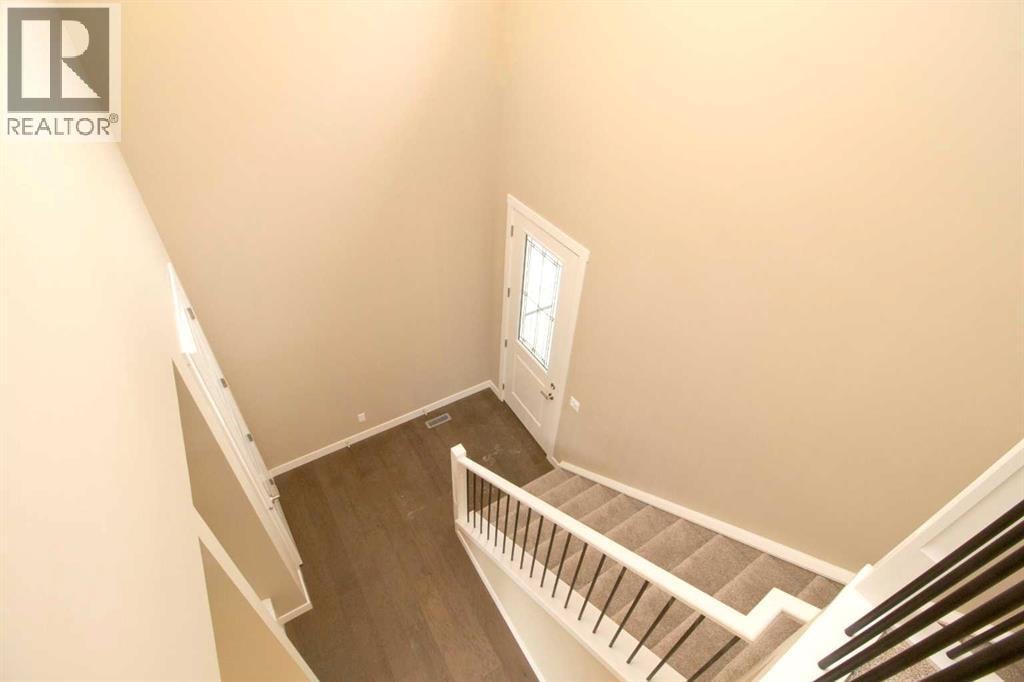 115 Sundown Crescent — photo 9