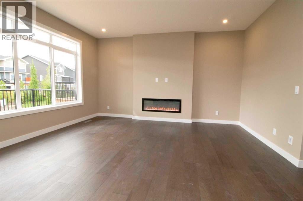 115 Sundown Crescent — photo 3