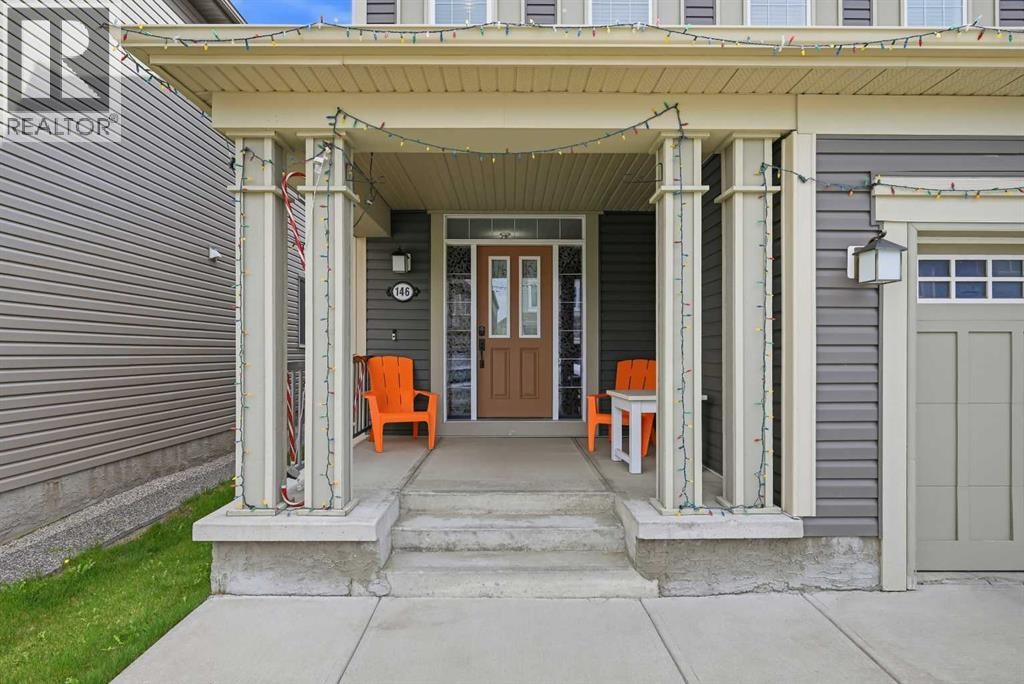 146 Windwood Grove SW — photo 2