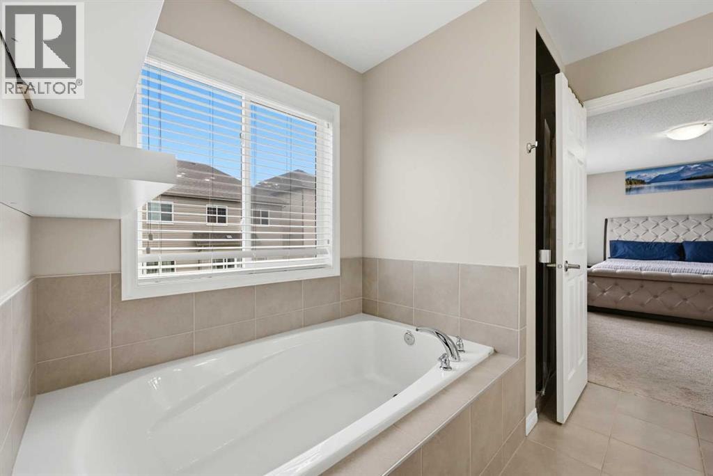 146 Windwood Grove SW — photo 33