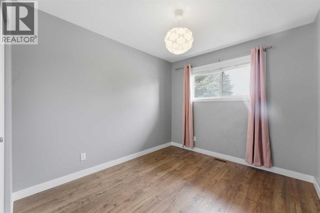 819 Avonlea Place SE — photo 19