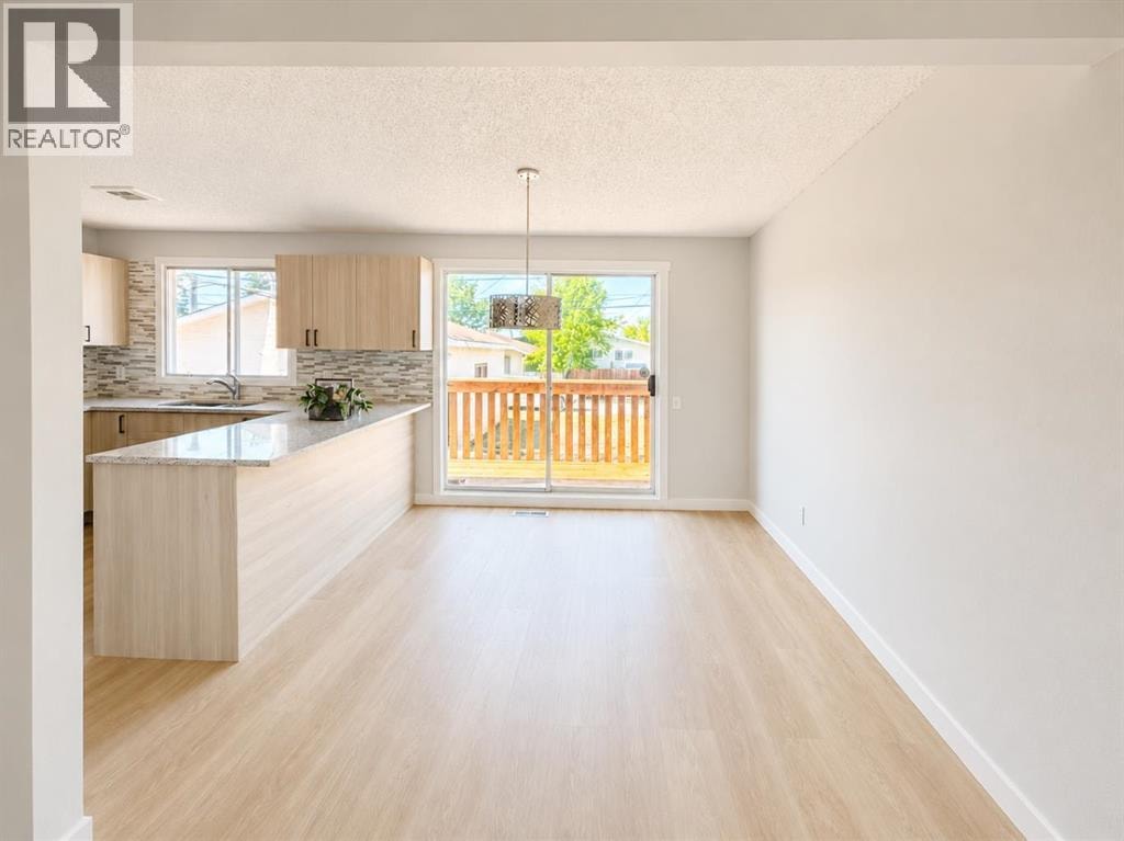 215 Penbrooke Way SE — photo 9