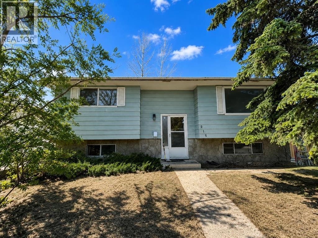 215 Penbrooke Way SE — photo 2