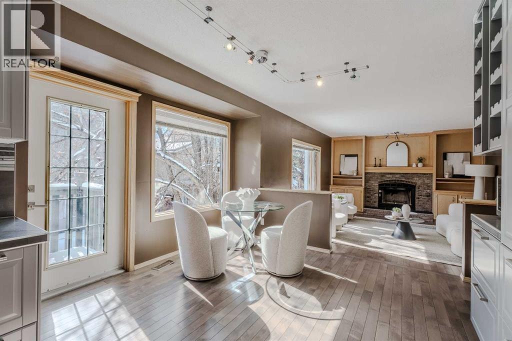 135 Canterbury Court SW — photo 12