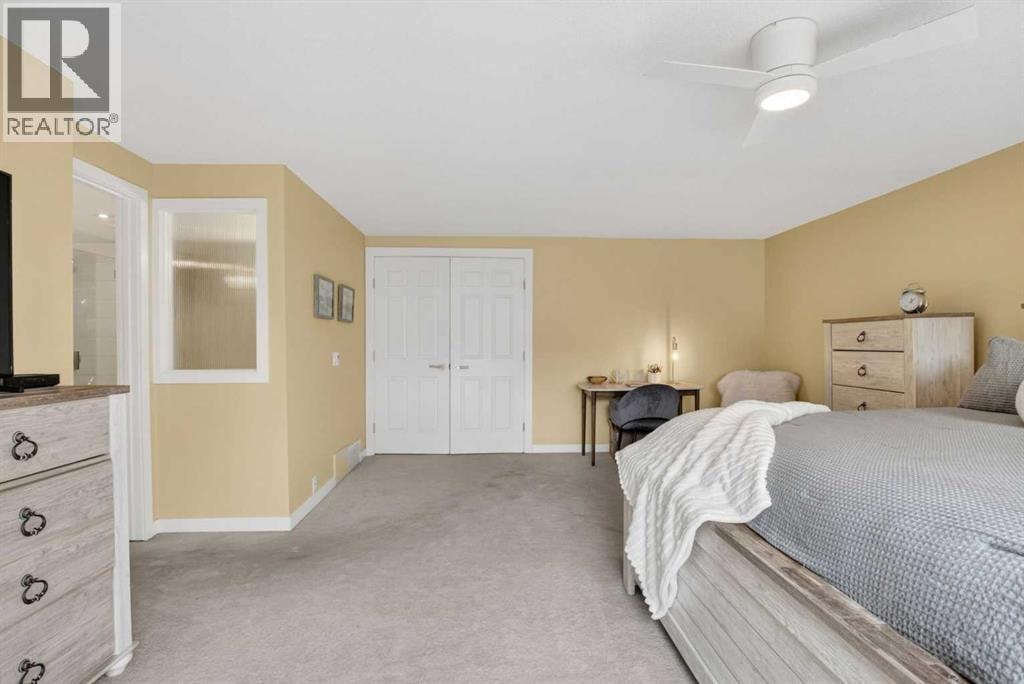 12 Wood Crescent SW — photo 27