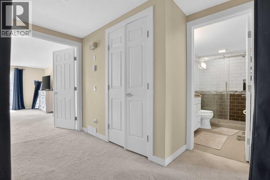 12 Wood Crescent SW — photo 24