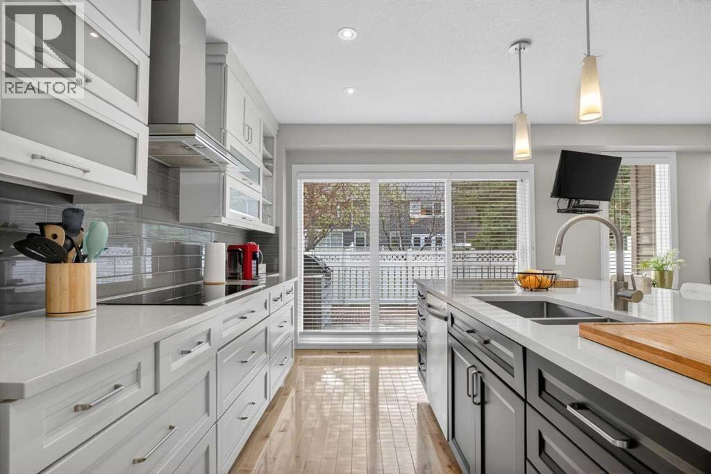 12 Wood Crescent SW — photo 7