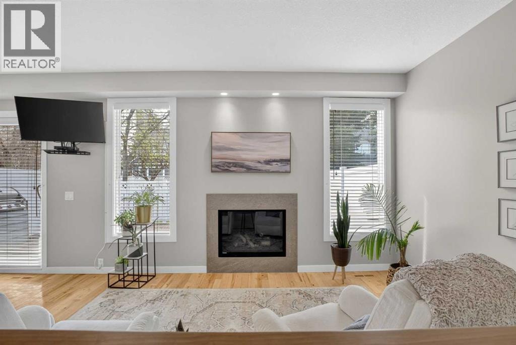 12 Wood Crescent SW — photo 16