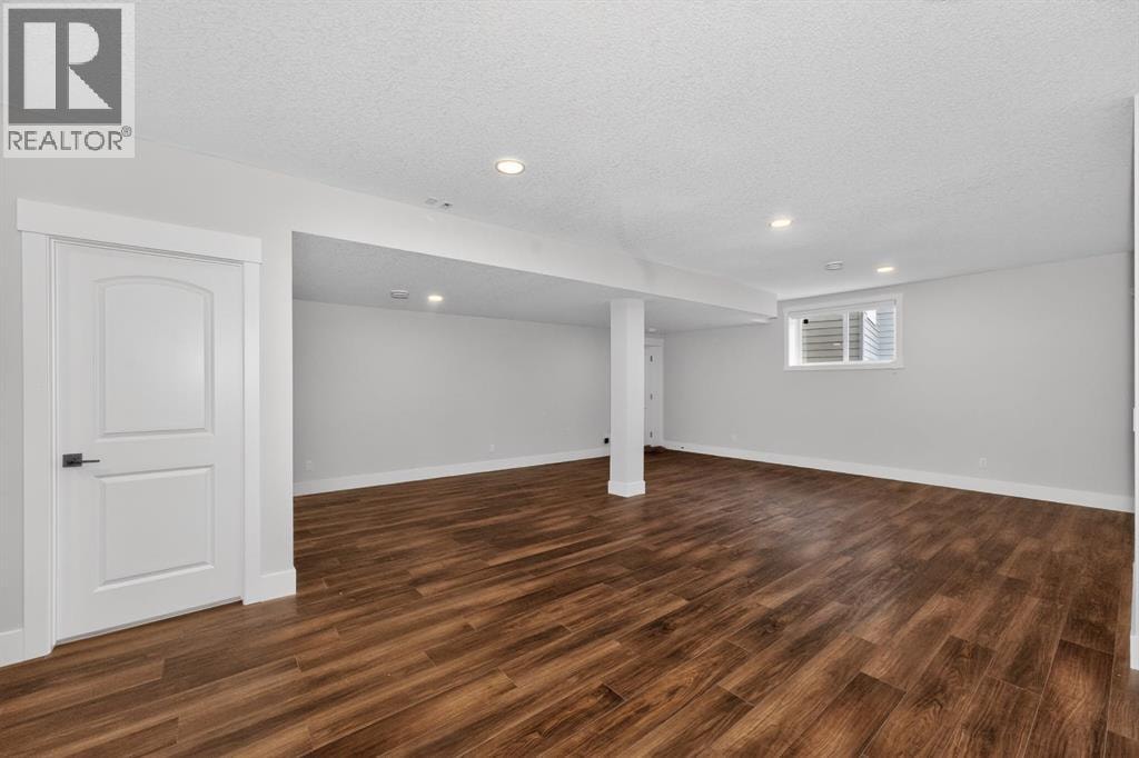148 Crestridge Terrace SW — photo 37