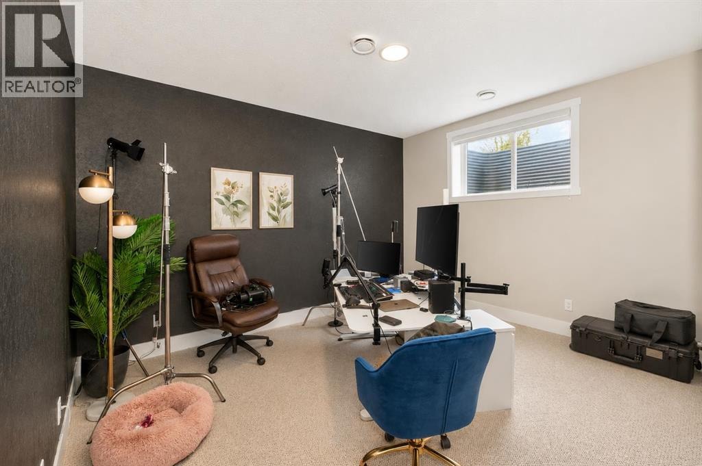 148 Crestridge Terrace SW — photo 38