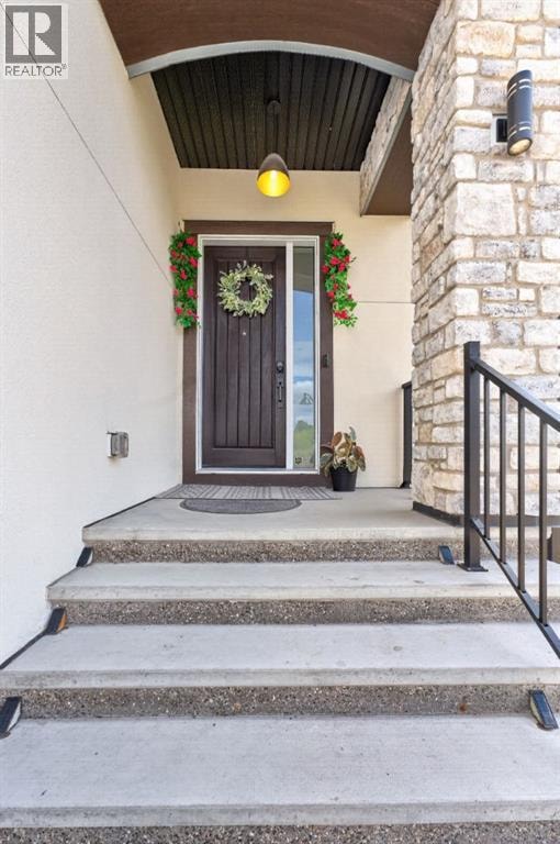 148 Crestridge Terrace SW — photo 6