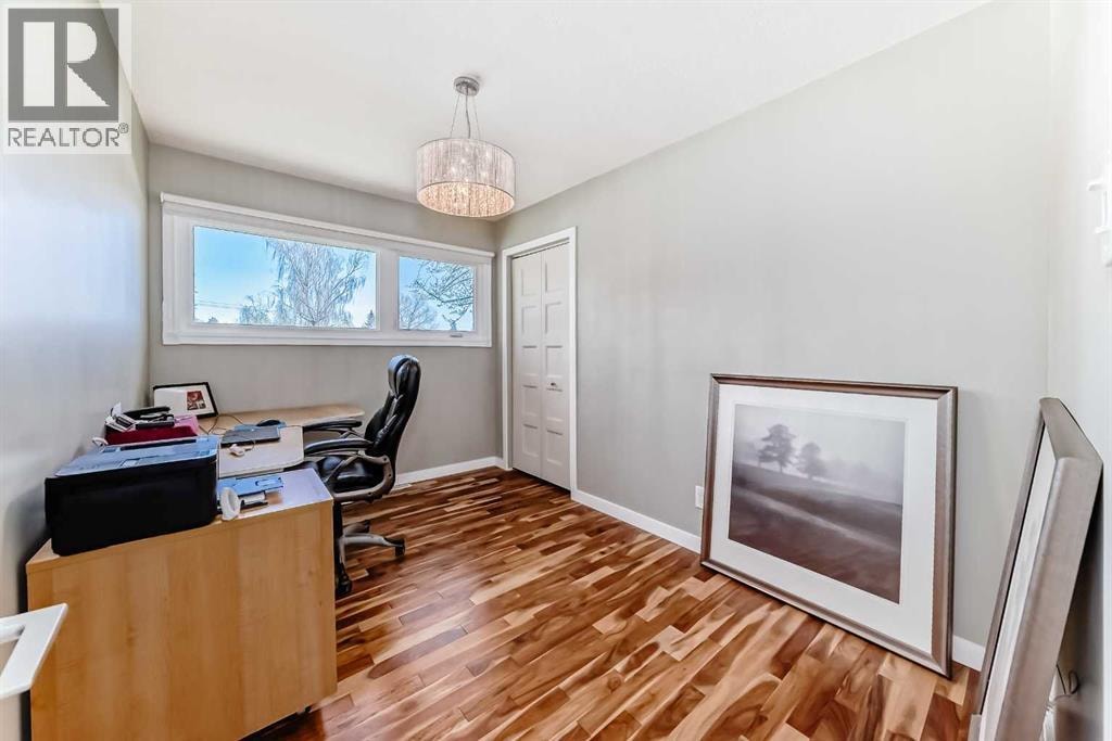 29 Chisholm Crescent NW — photo 33