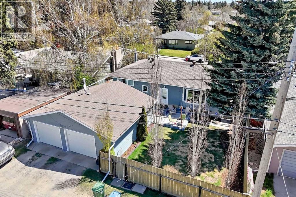 29 Chisholm Crescent NW — photo 7