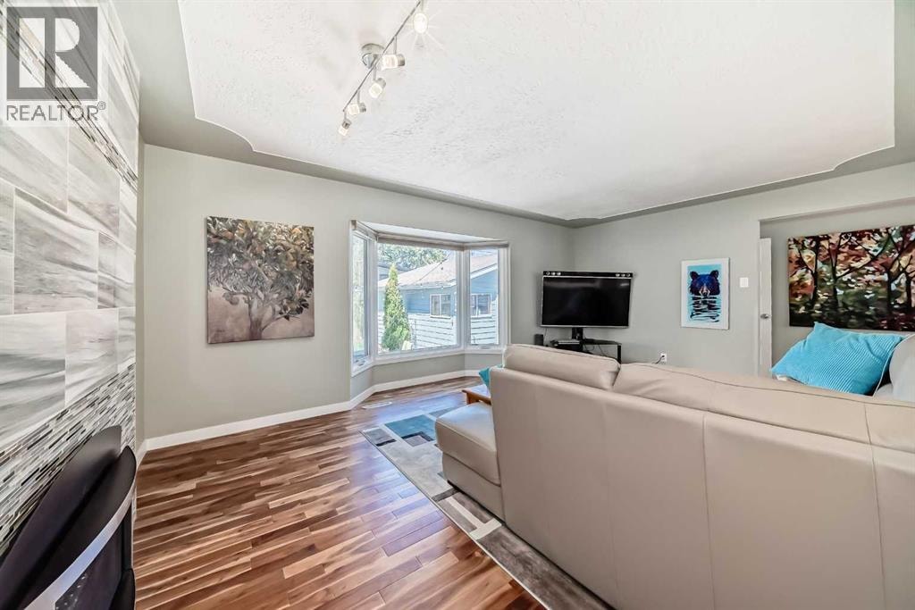 29 Chisholm Crescent NW — photo 26
