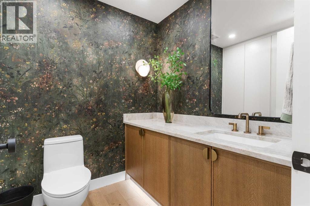 692 West Chestermere Drive — photo 44