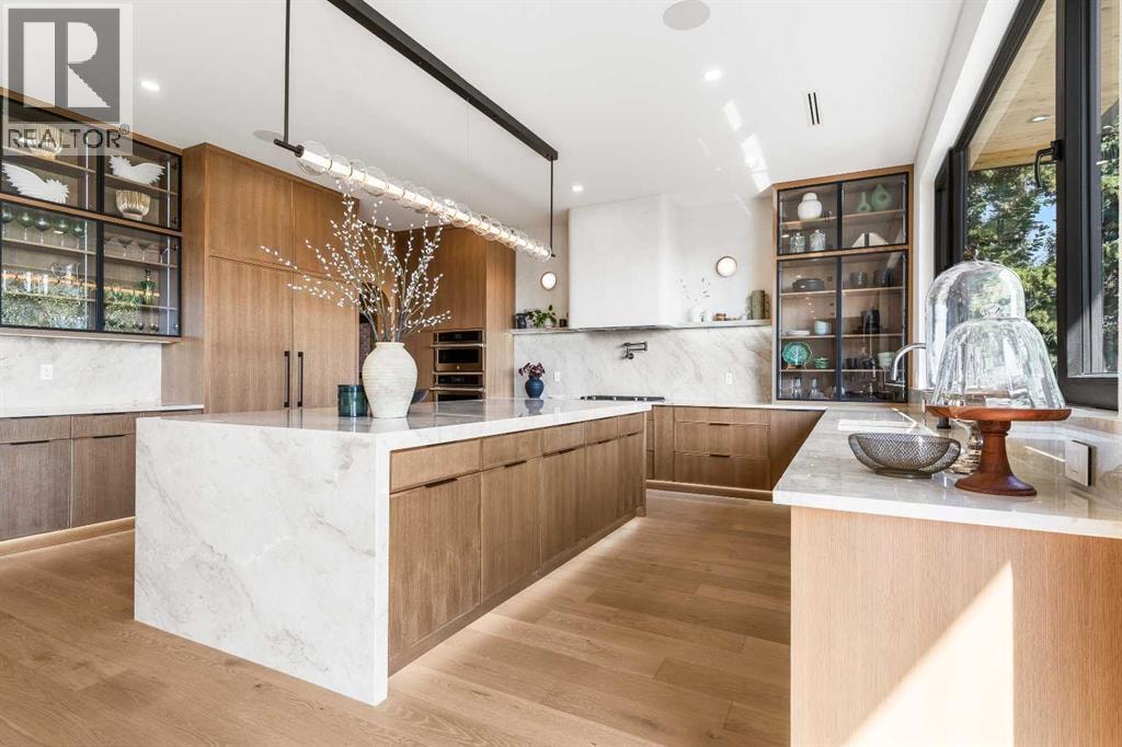 692 West Chestermere Drive — photo 9
