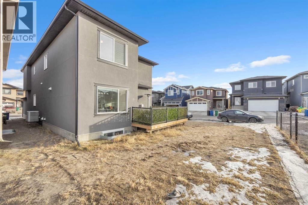 97 Baysprings Gardens SW — photo 48