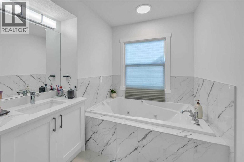 97 Baysprings Gardens SW — photo 39