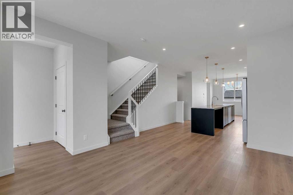 1497 Rangeview Drive SE — photo 8