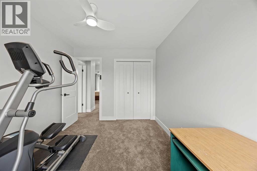 260 Riverside Mews SE — photo 30