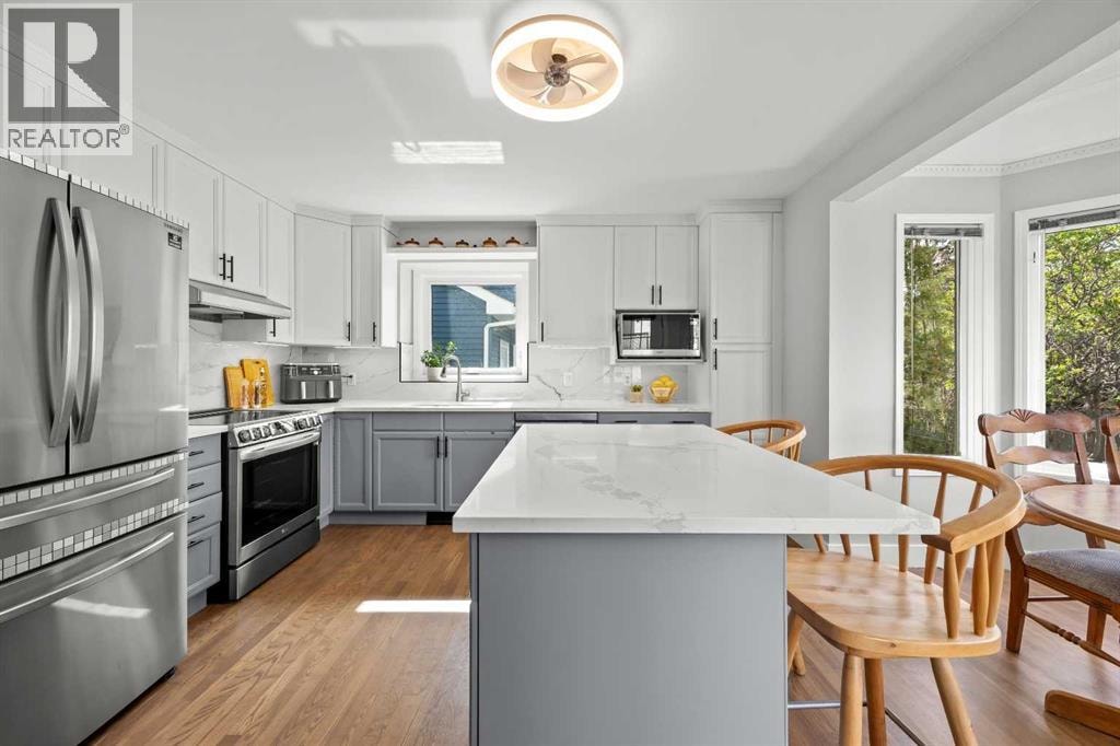 260 Riverside Mews SE — photo 10