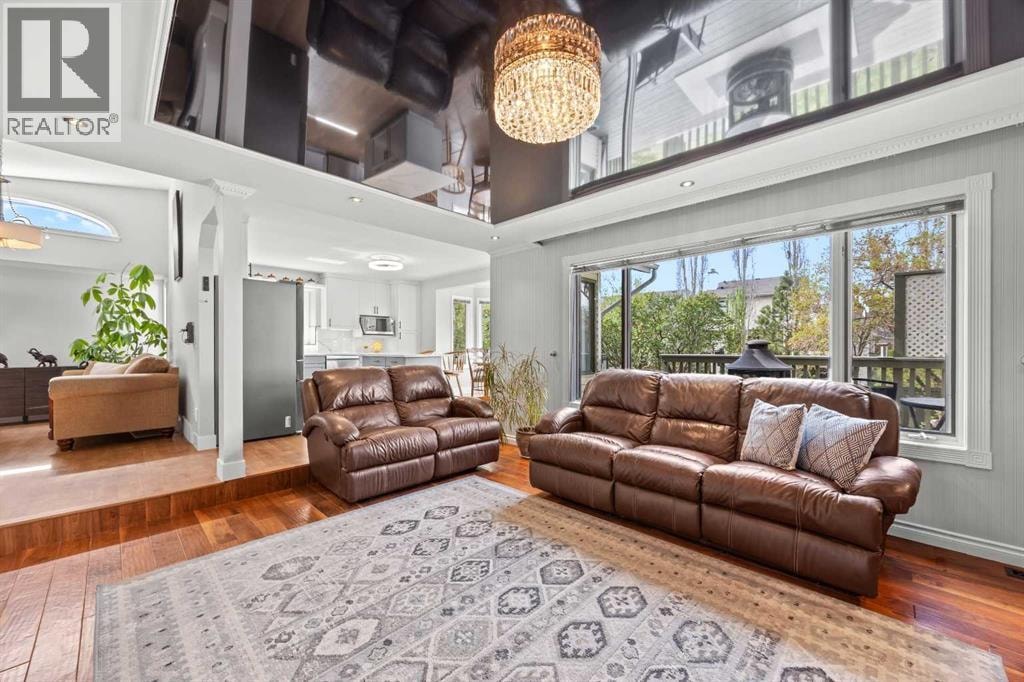 260 Riverside Mews SE — photo 17