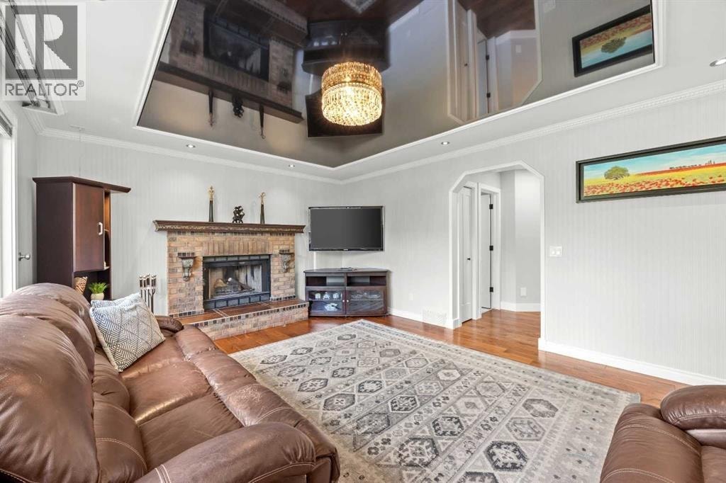 260 Riverside Mews SE — photo 16