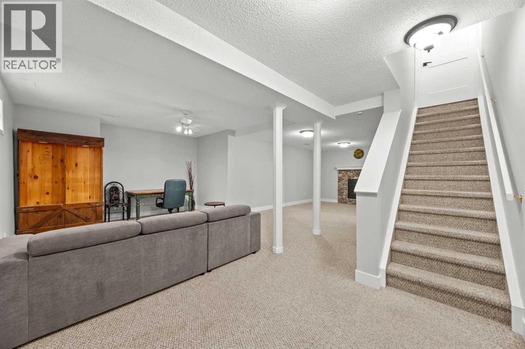 260 Riverside Mews SE — photo 33