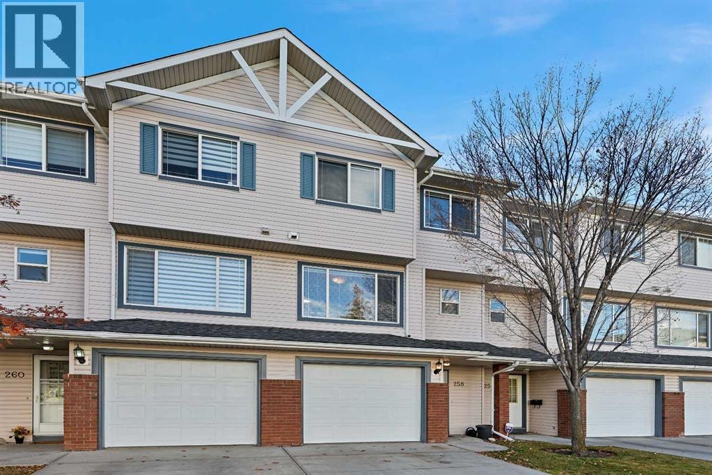 258 Rocky Ridge Court NW — photo 2