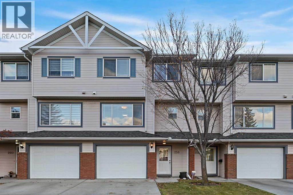 258 Rocky Ridge Court NW — photo 3